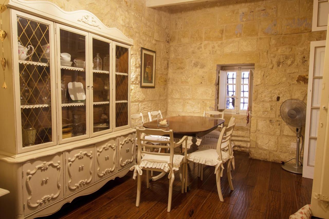 Town House Steeped In History Villa Rabat Dış mekan fotoğraf